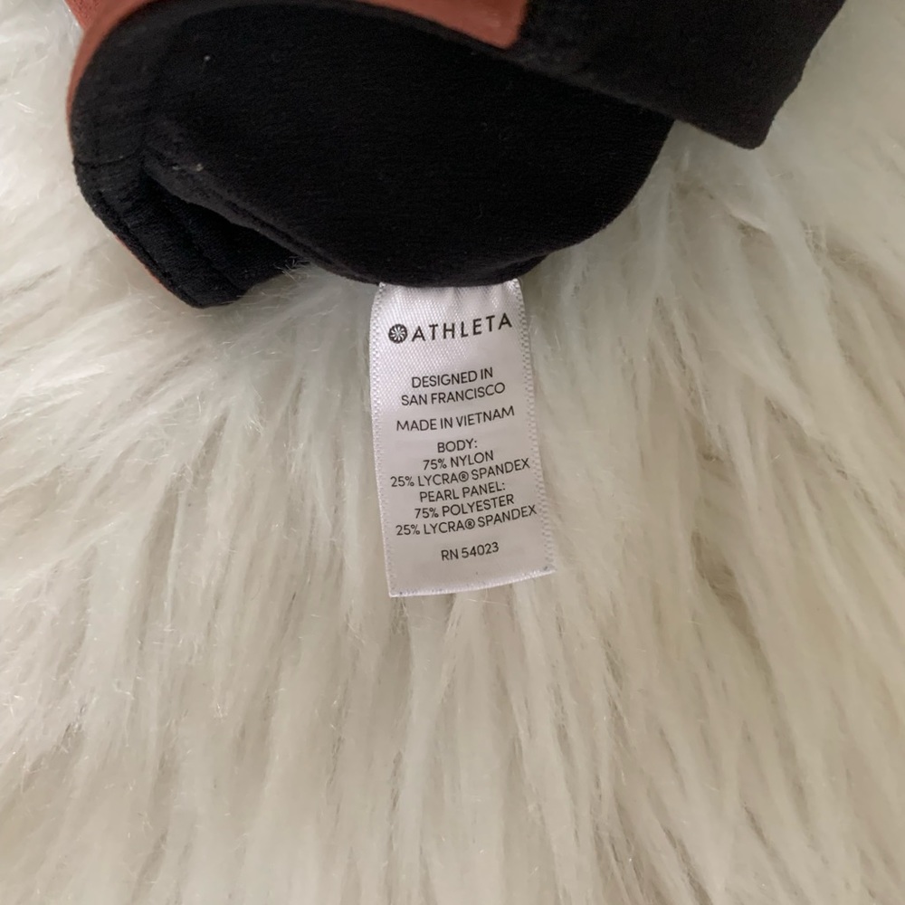 Athleta Salutation Colorblock Asym 7/8 Tight Yoga Pant - Picture 8 of 11